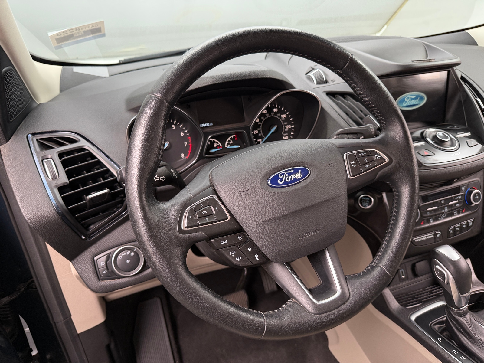 Thumbnail: 2019 Ford Escape - 4
