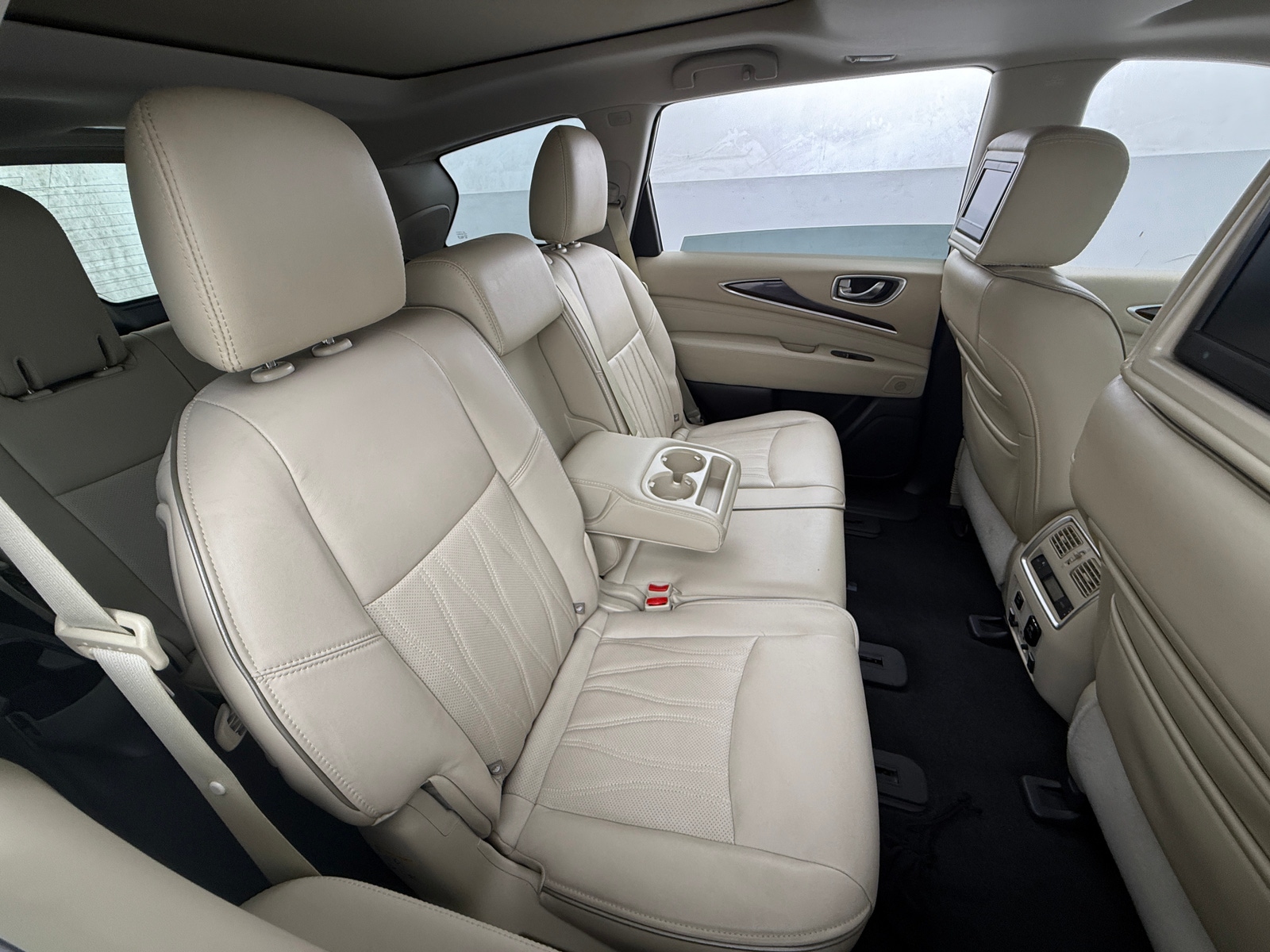 Thumbnail: 2016 INFINITI QX60 - 5