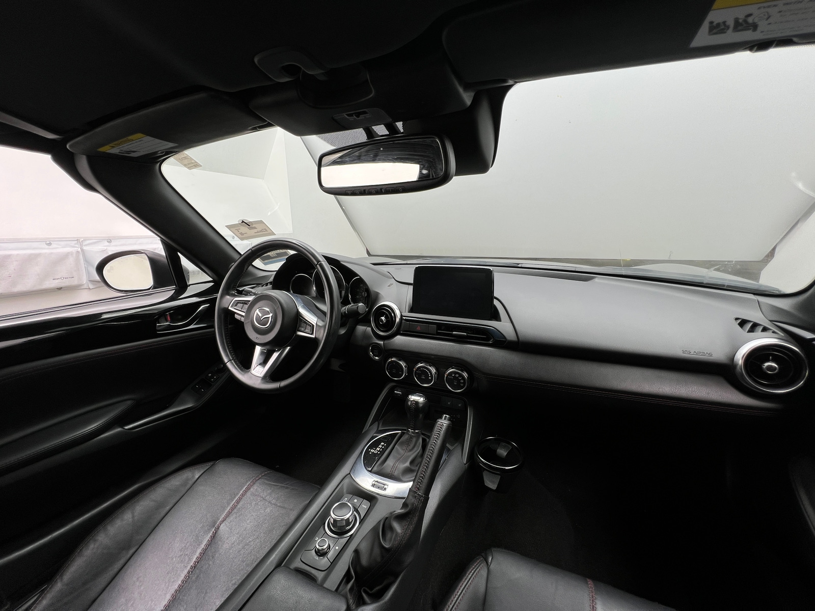Thumbnail: 2018 Mazda MX-5 Miata - 2