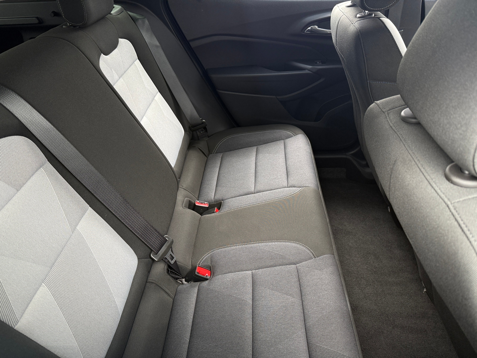 Thumbnail: 2025 Chevrolet Trax - 6