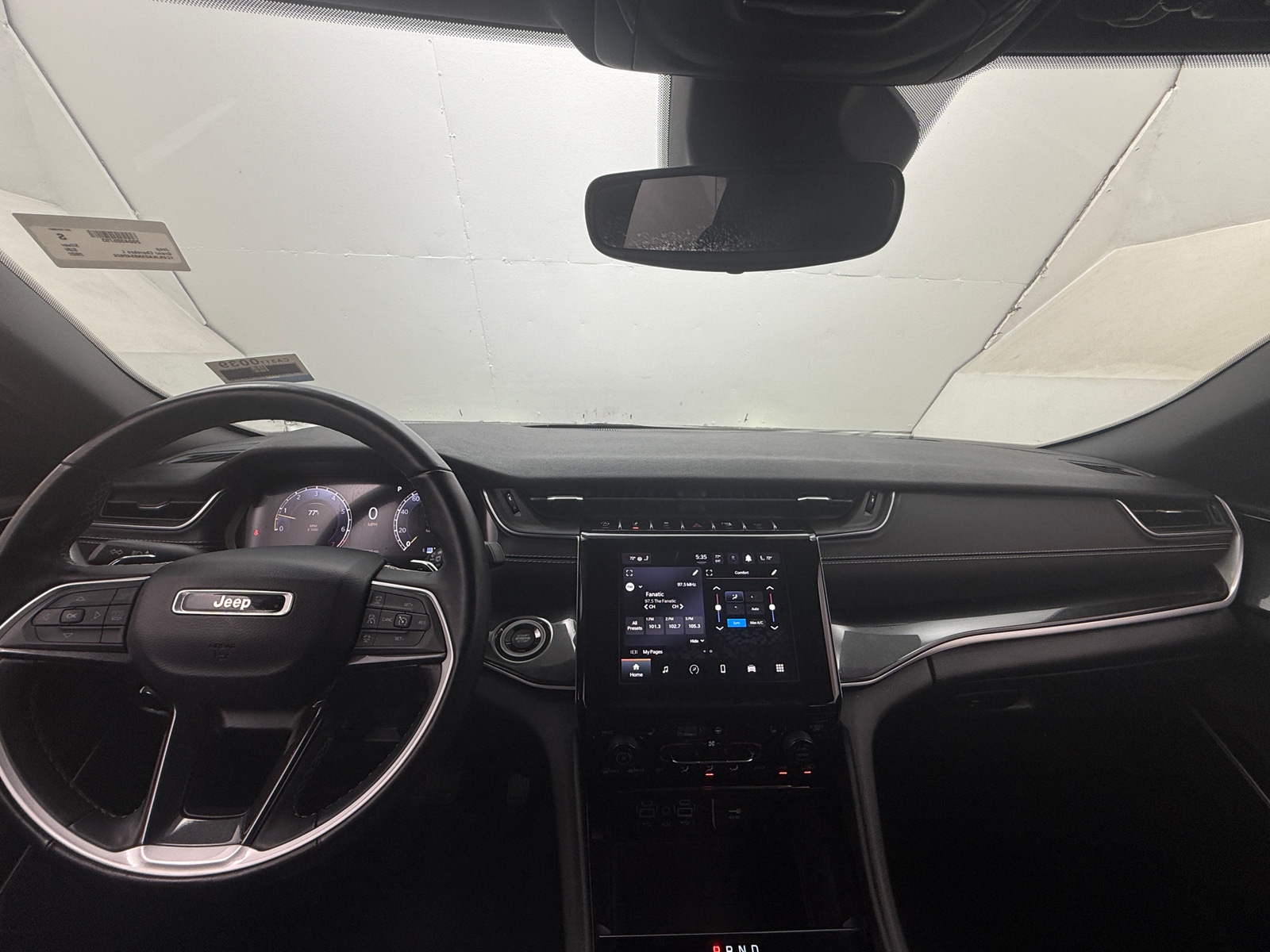Thumbnail: 2022 Jeep Grand Cherokee L - 2