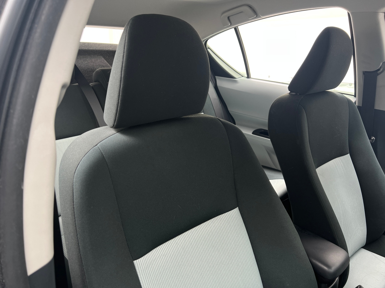 Thumbnail: 2014 Toyota Prius c - 2