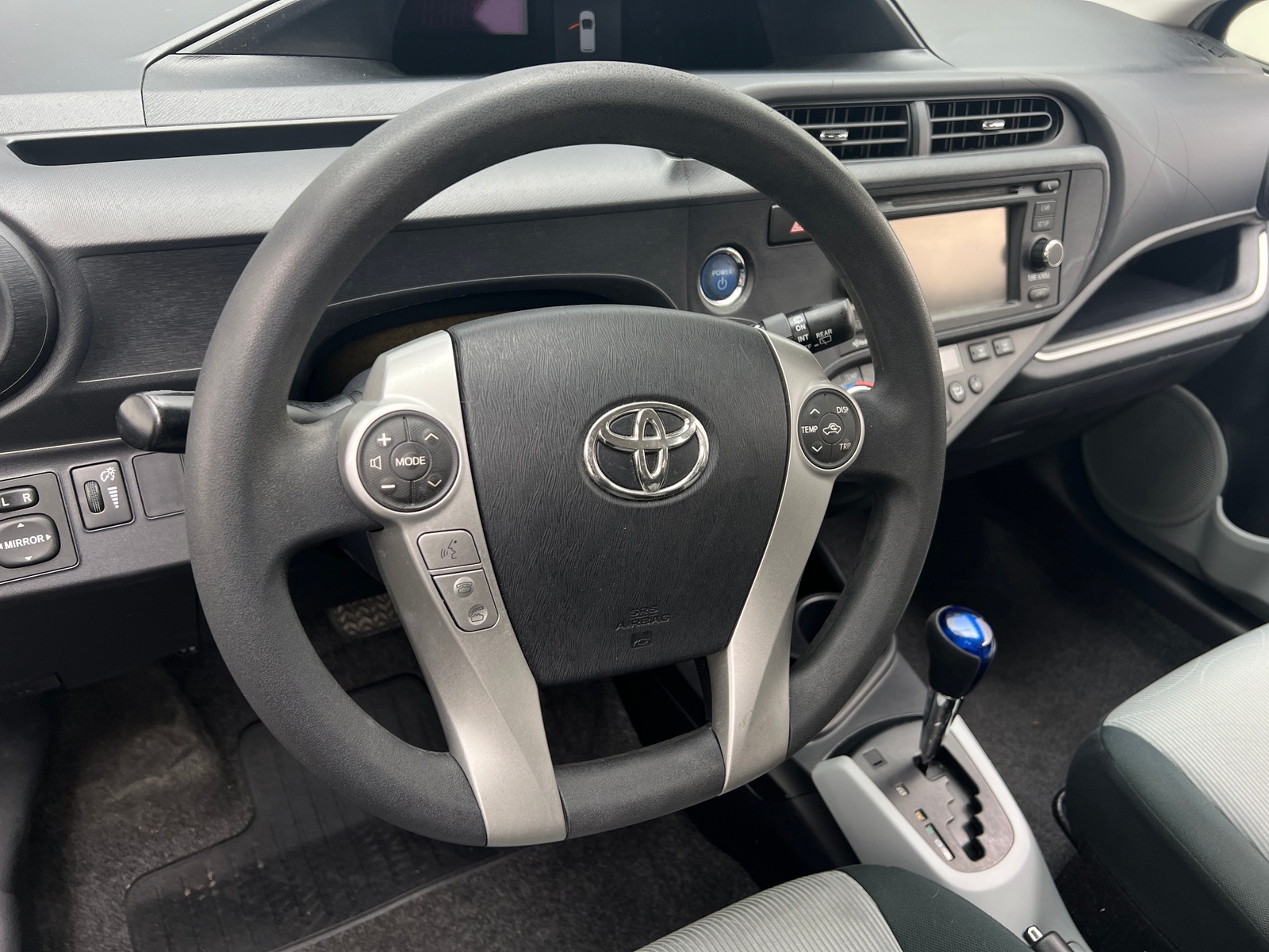 Thumbnail: 2014 Toyota Prius c - 5