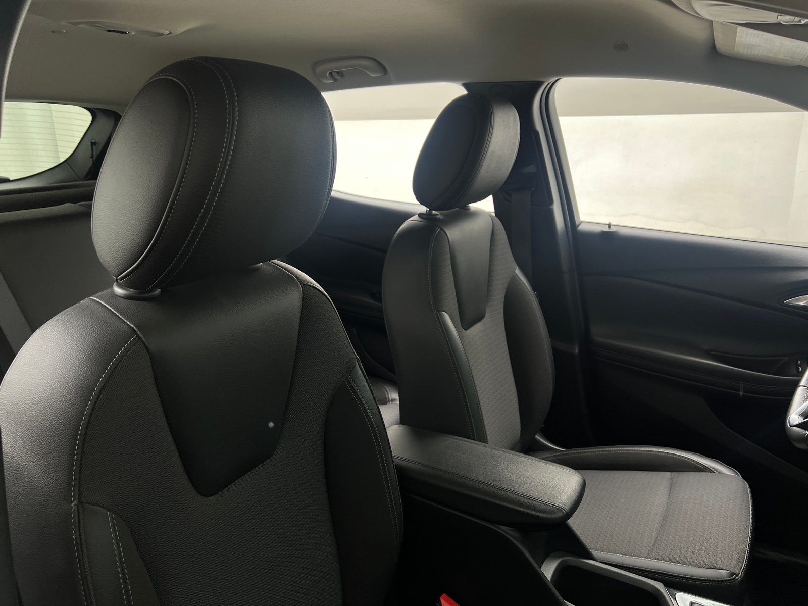 Thumbnail: 2021 Buick Encore GX - 2