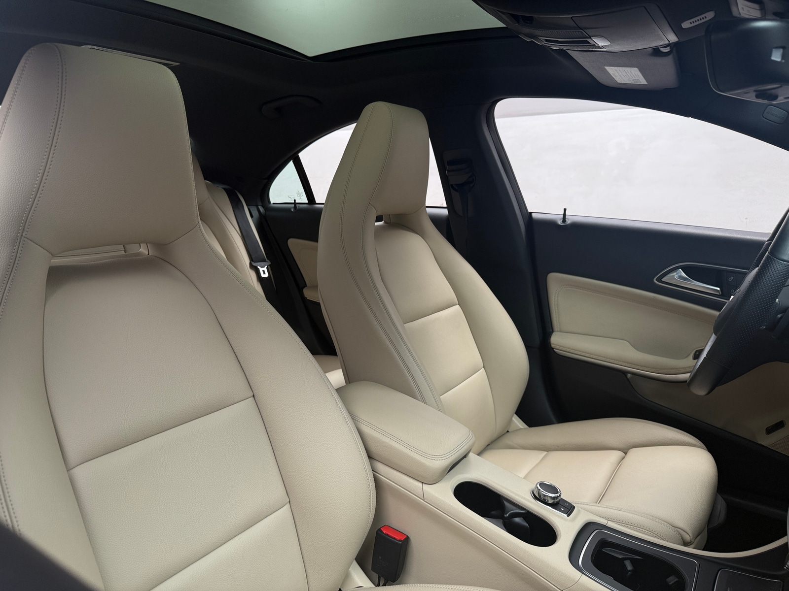 Thumbnail: 2019 Mercedes-Benz CLA - 2