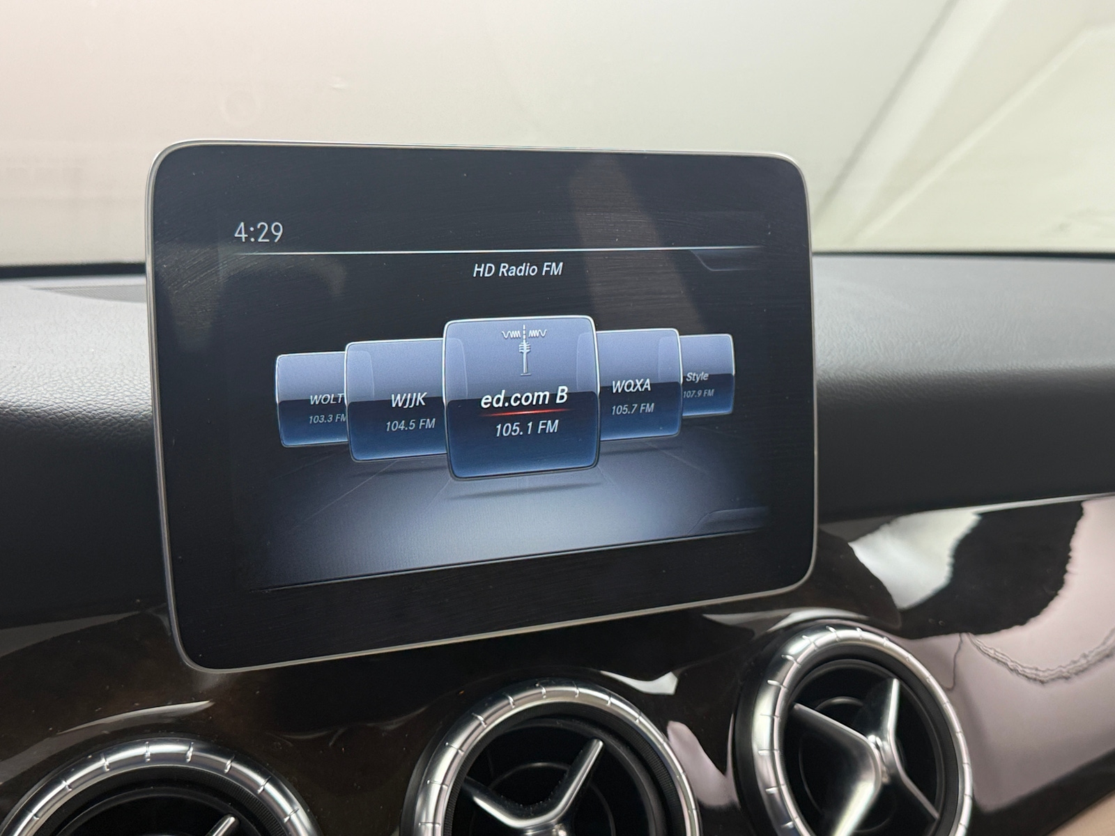 Thumbnail: 2019 Mercedes-Benz CLA - 3