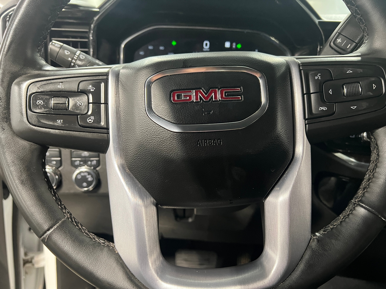 Thumbnail: 2023 GMC Sierra 1500 - 5