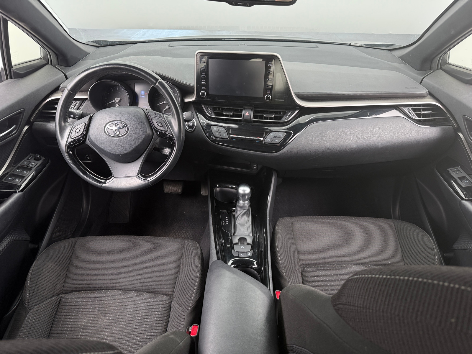 Thumbnail: 2019 Toyota C-HR - 3