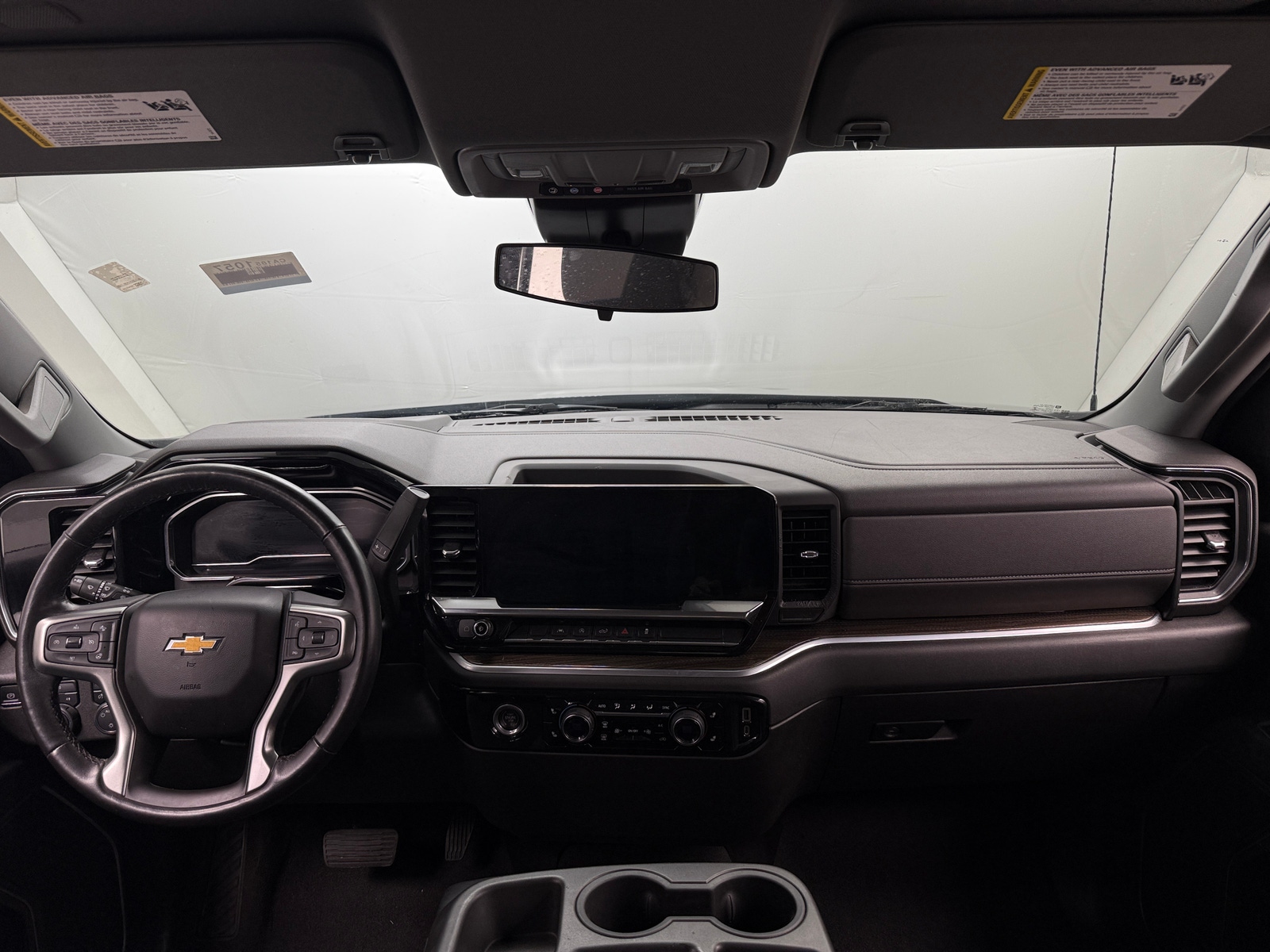 Thumbnail: 2022 Chevrolet Silverado 1500 - 3