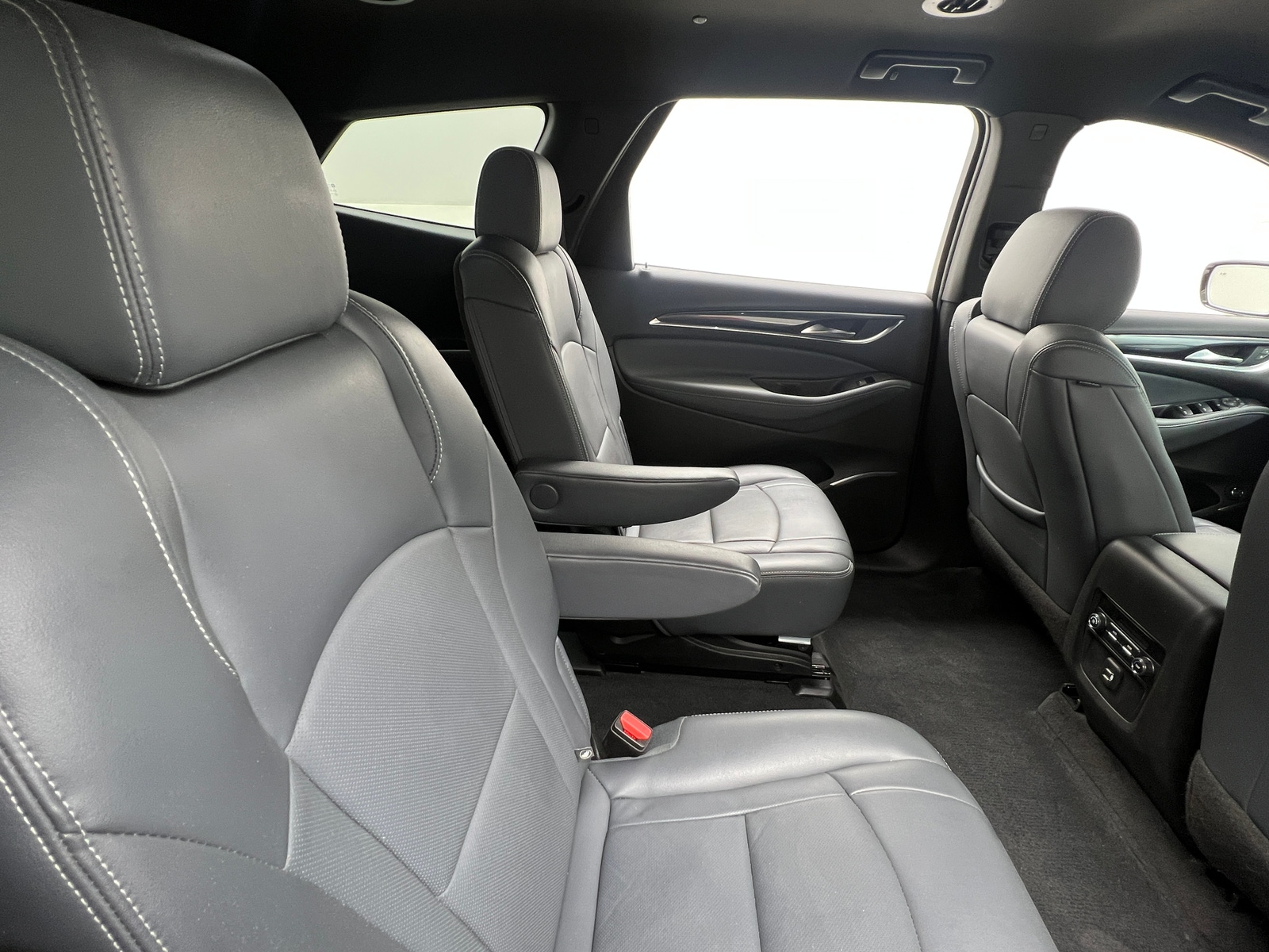 Thumbnail: 2022 Buick Enclave - 5