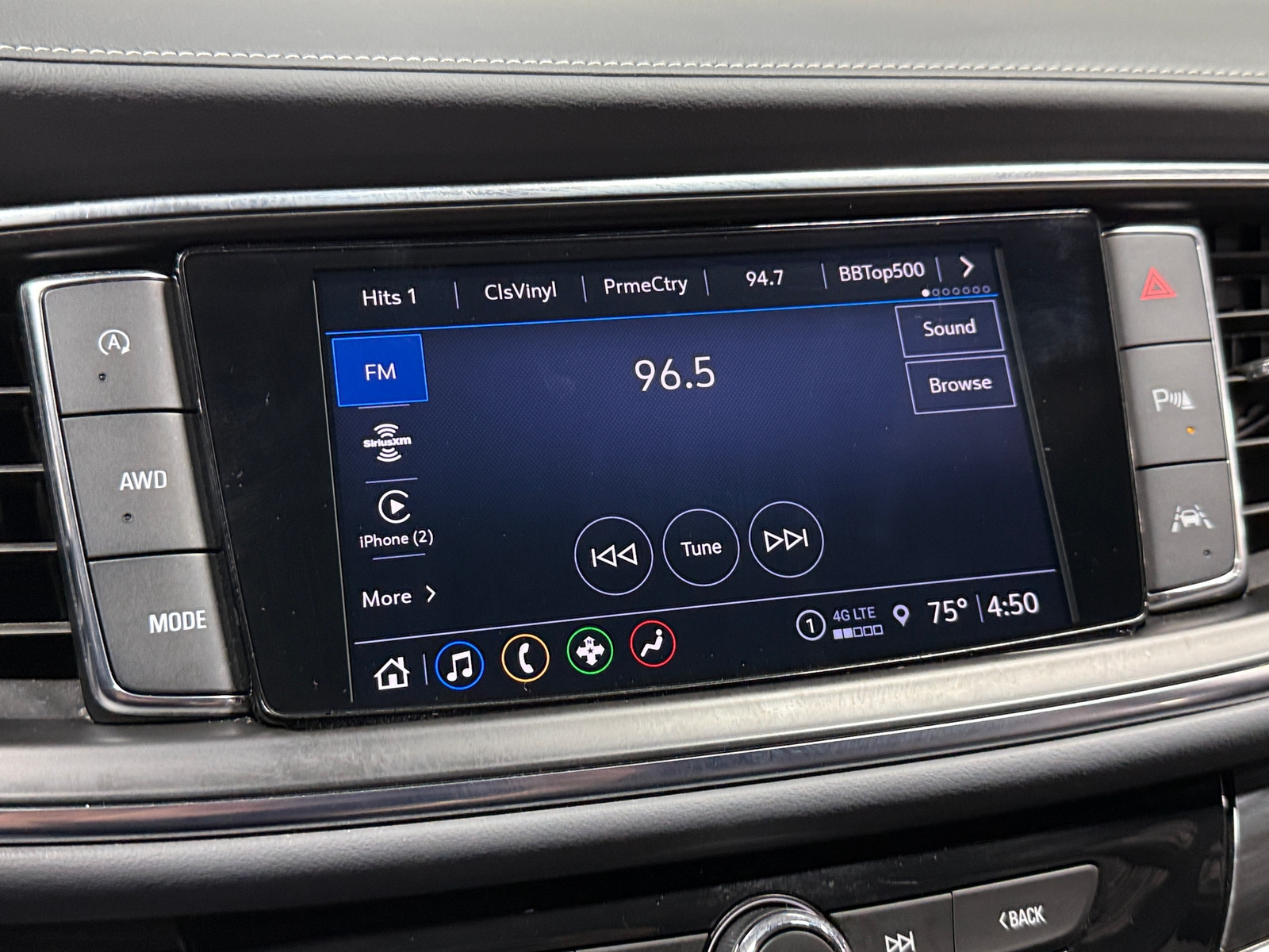 Thumbnail: 2022 Buick Enclave - 3