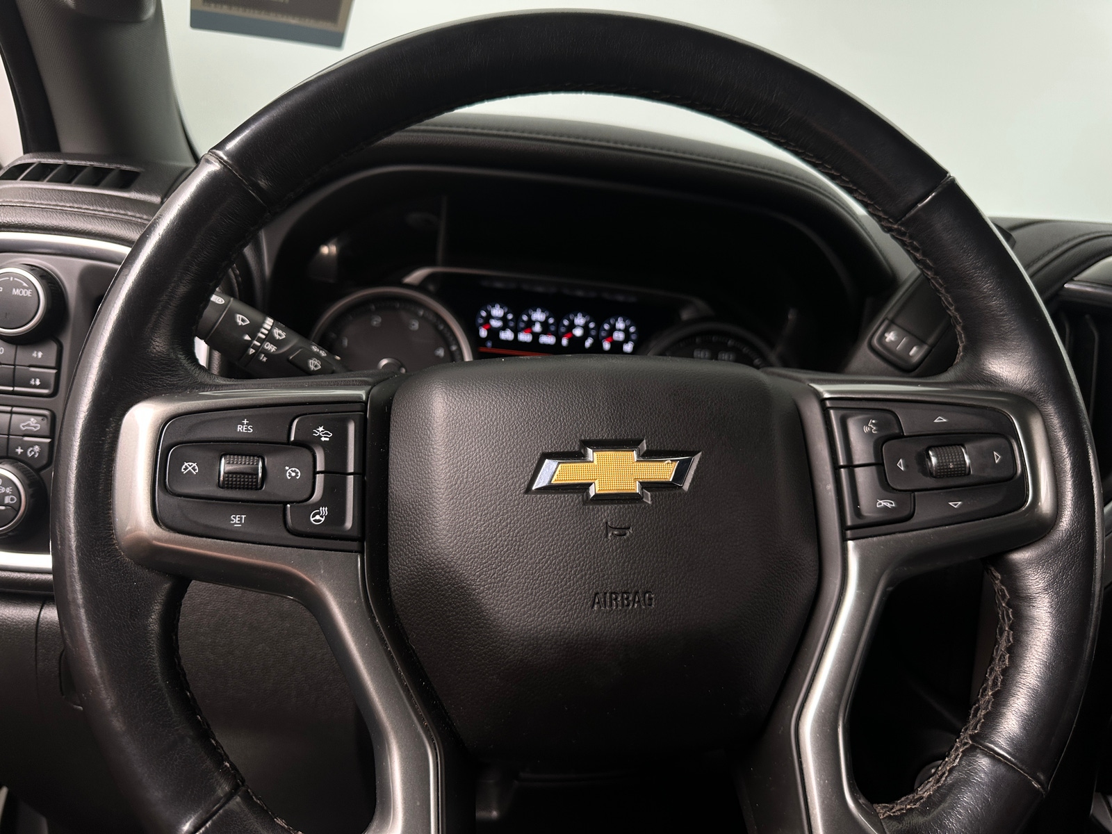 Thumbnail: 2022 Chevrolet Silverado 3500 - 4
