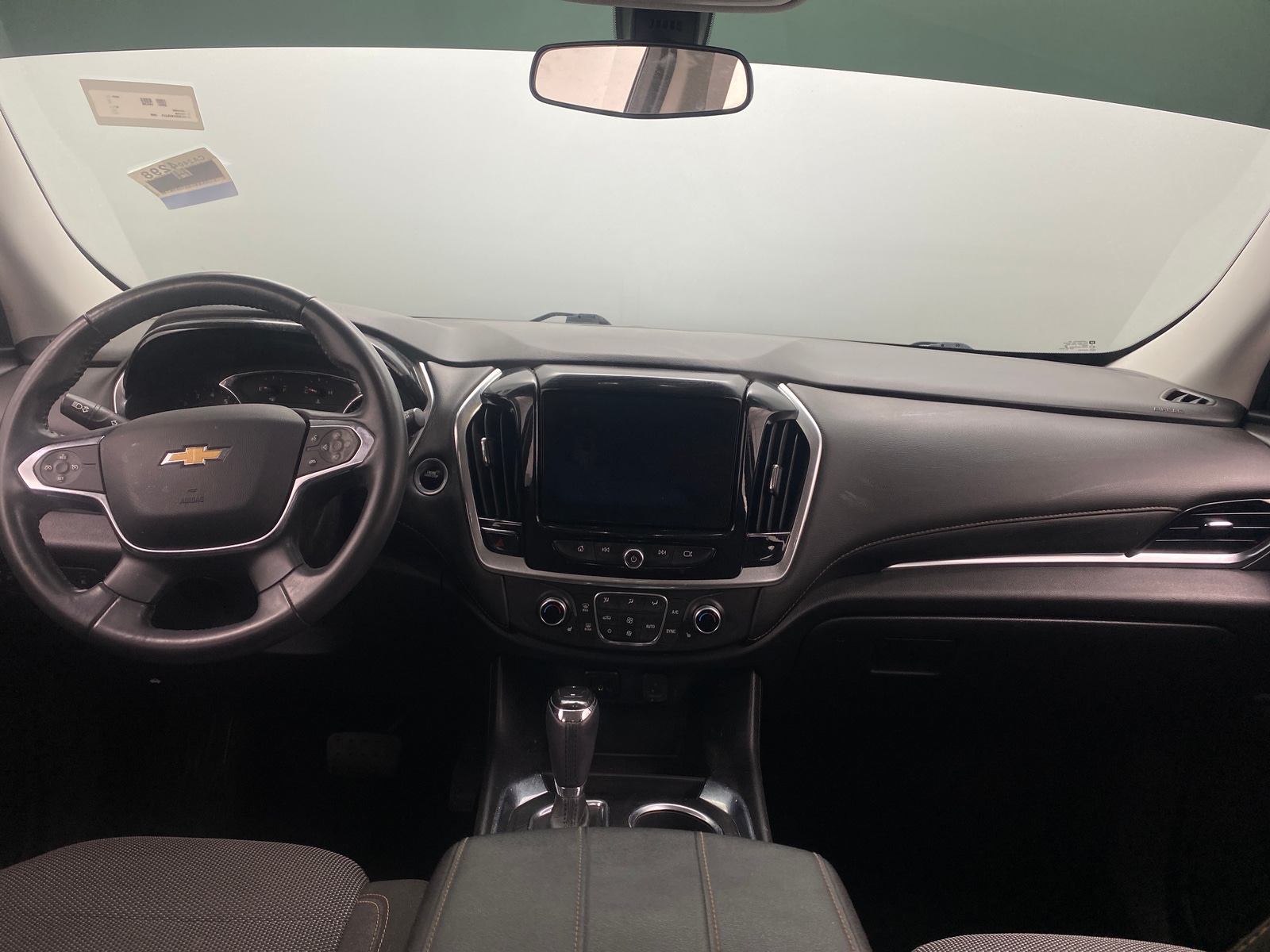 Thumbnail: 2018 Chevrolet Traverse - 3