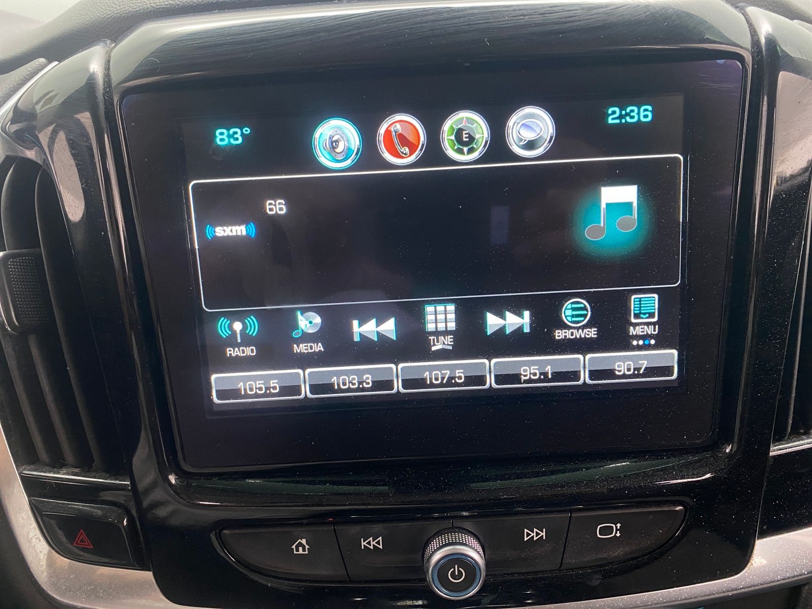 Thumbnail: 2018 Chevrolet Traverse - 4