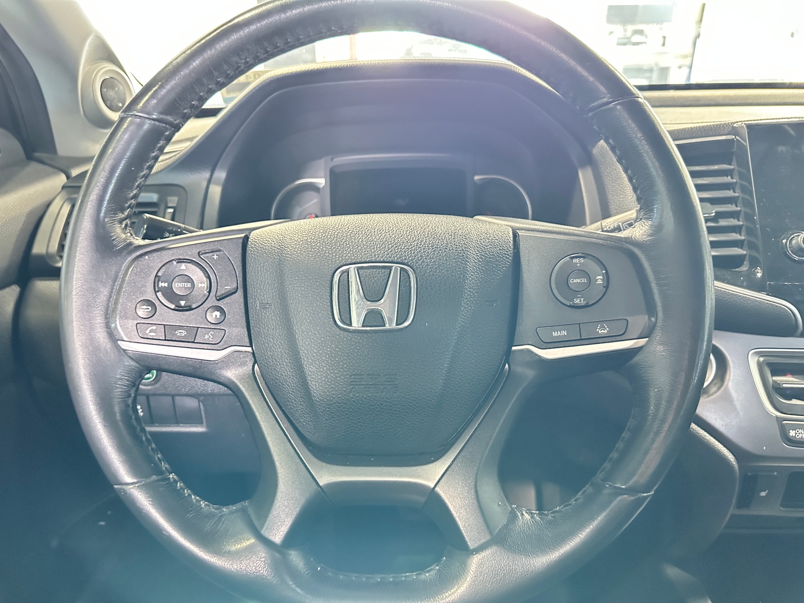 Thumbnail: 2019 Honda Pilot - 4