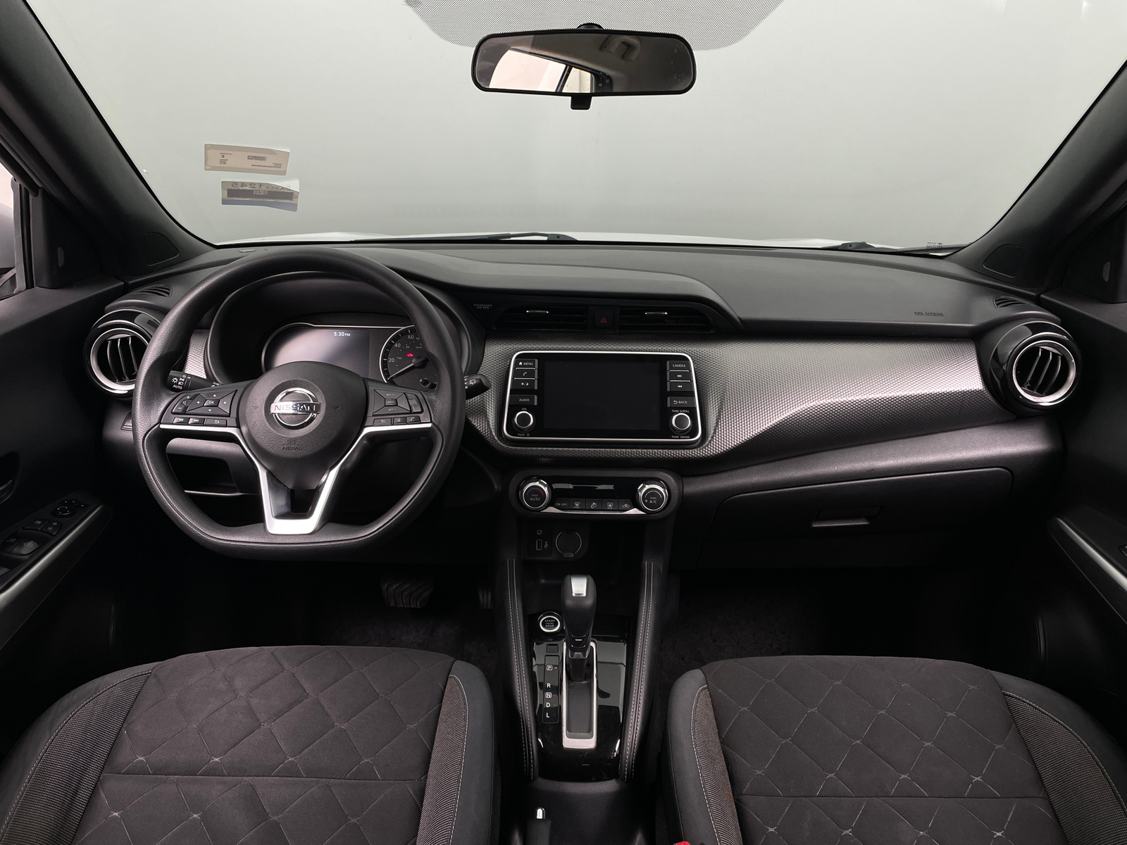 Thumbnail: 2019 Nissan Kicks - 3