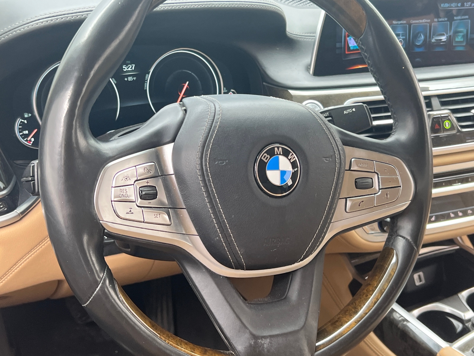 Thumbnail: 2017 BMW 7 Series - 4