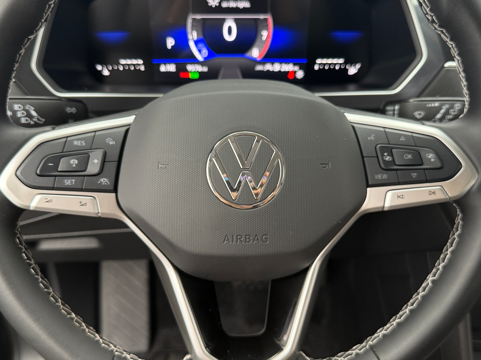 Thumbnail: 2024 Volkswagen Tiguan - 5