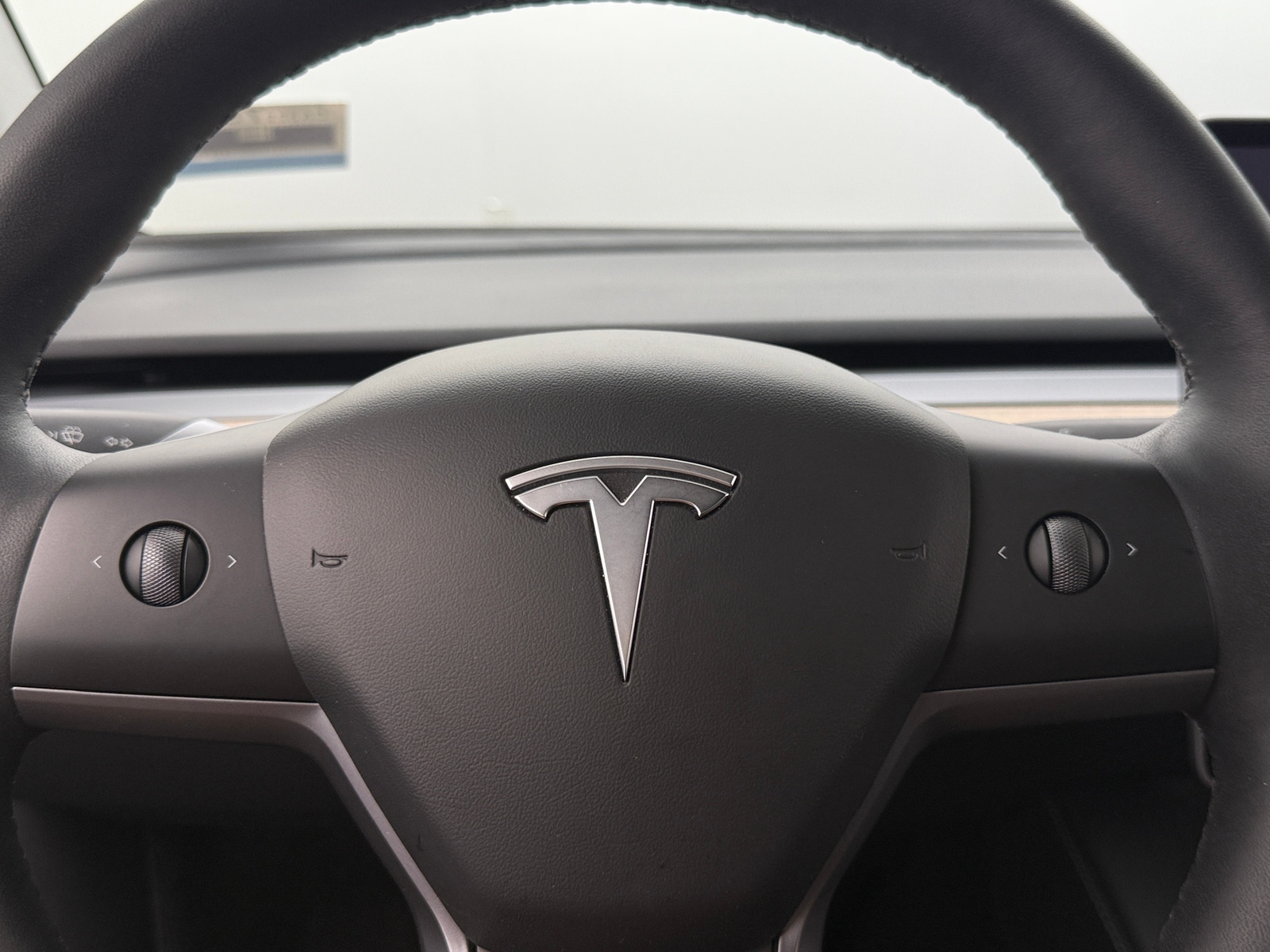 Thumbnail: 2023 Tesla Model Y - 3