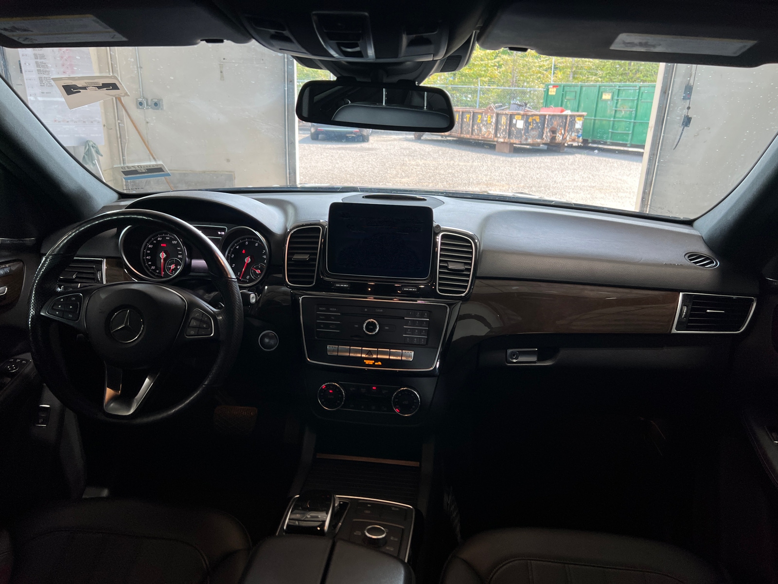 Thumbnail: 2018 Mercedes-Benz GLE - 2