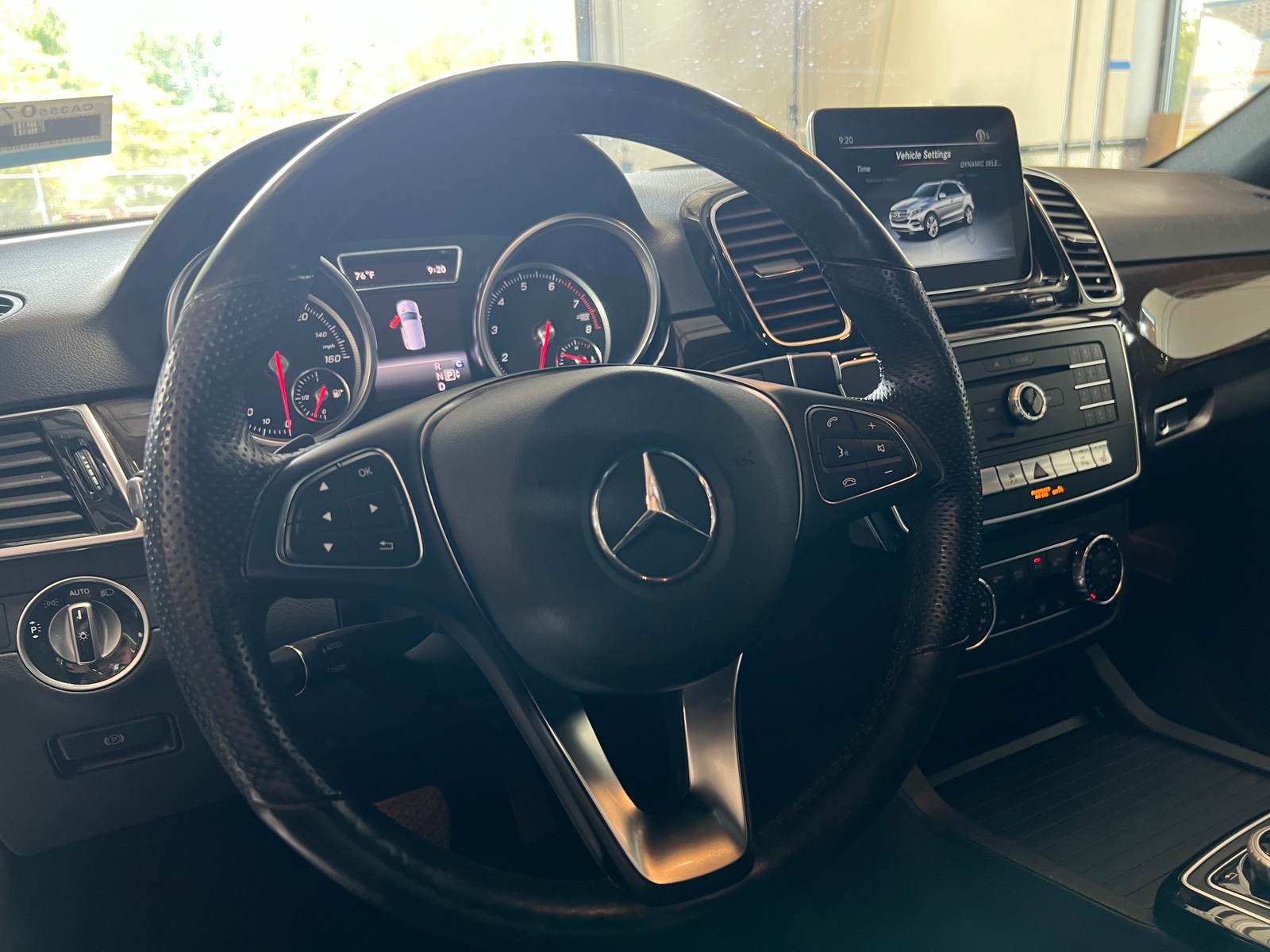Thumbnail: 2018 Mercedes-Benz GLE - 4