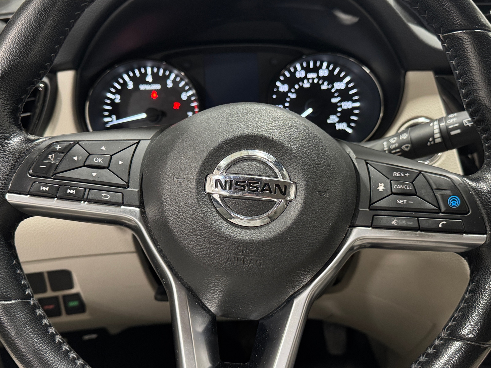 Thumbnail: 2020 Nissan Rogue Sport - 4