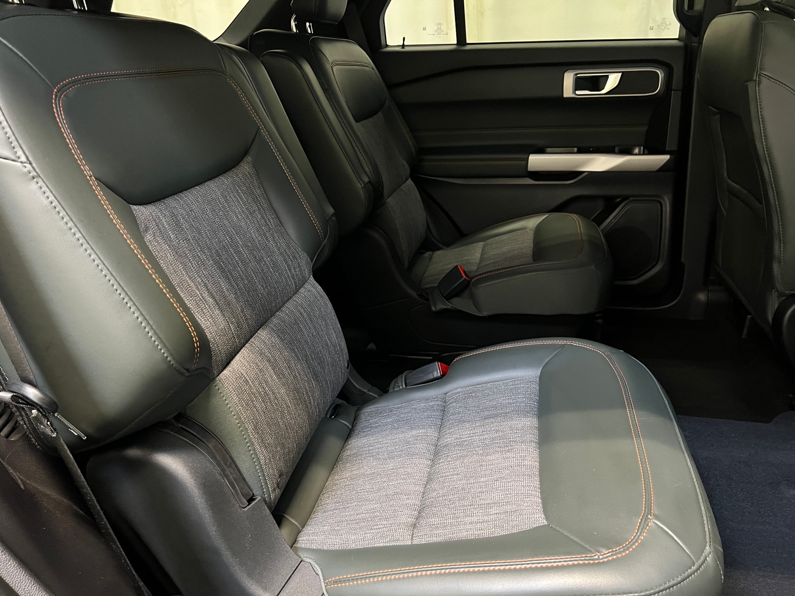 Thumbnail: 2021 Ford Explorer - 6