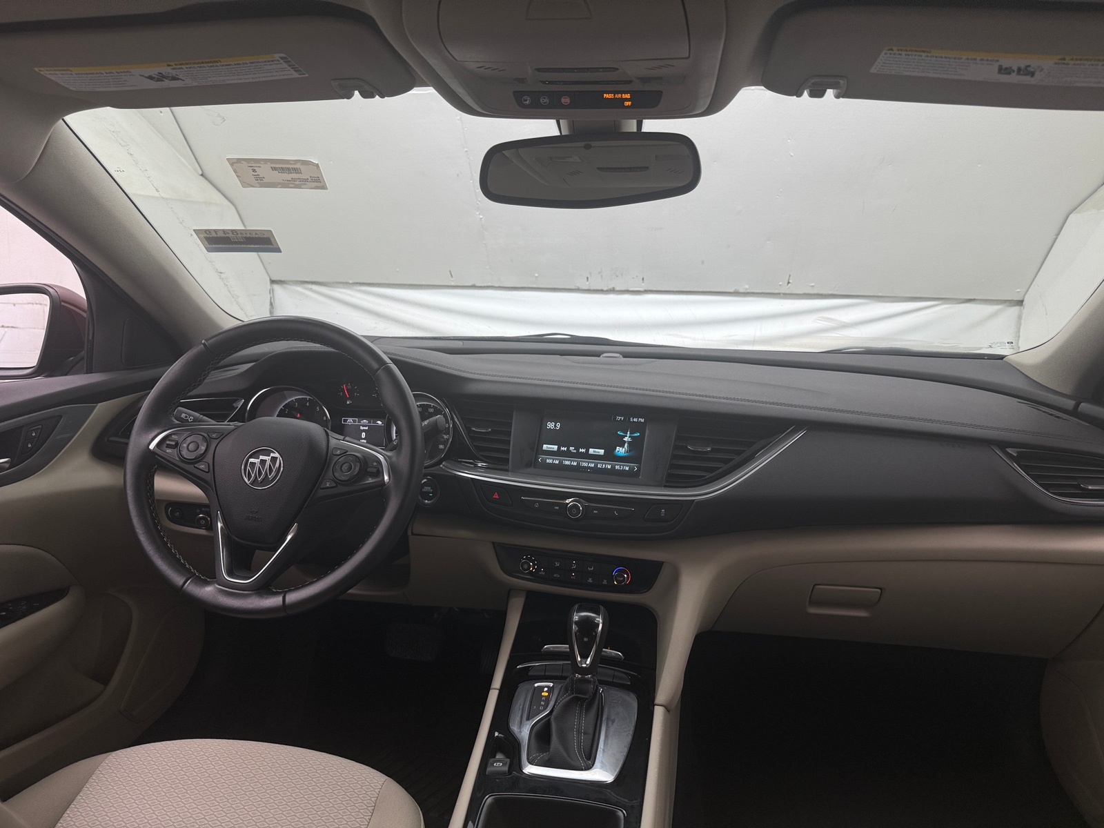Thumbnail: 2018 Buick Regal - 3