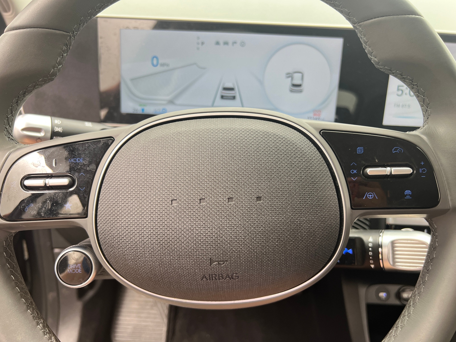 Thumbnail: 2022 Hyundai Ioniq 5 - 4