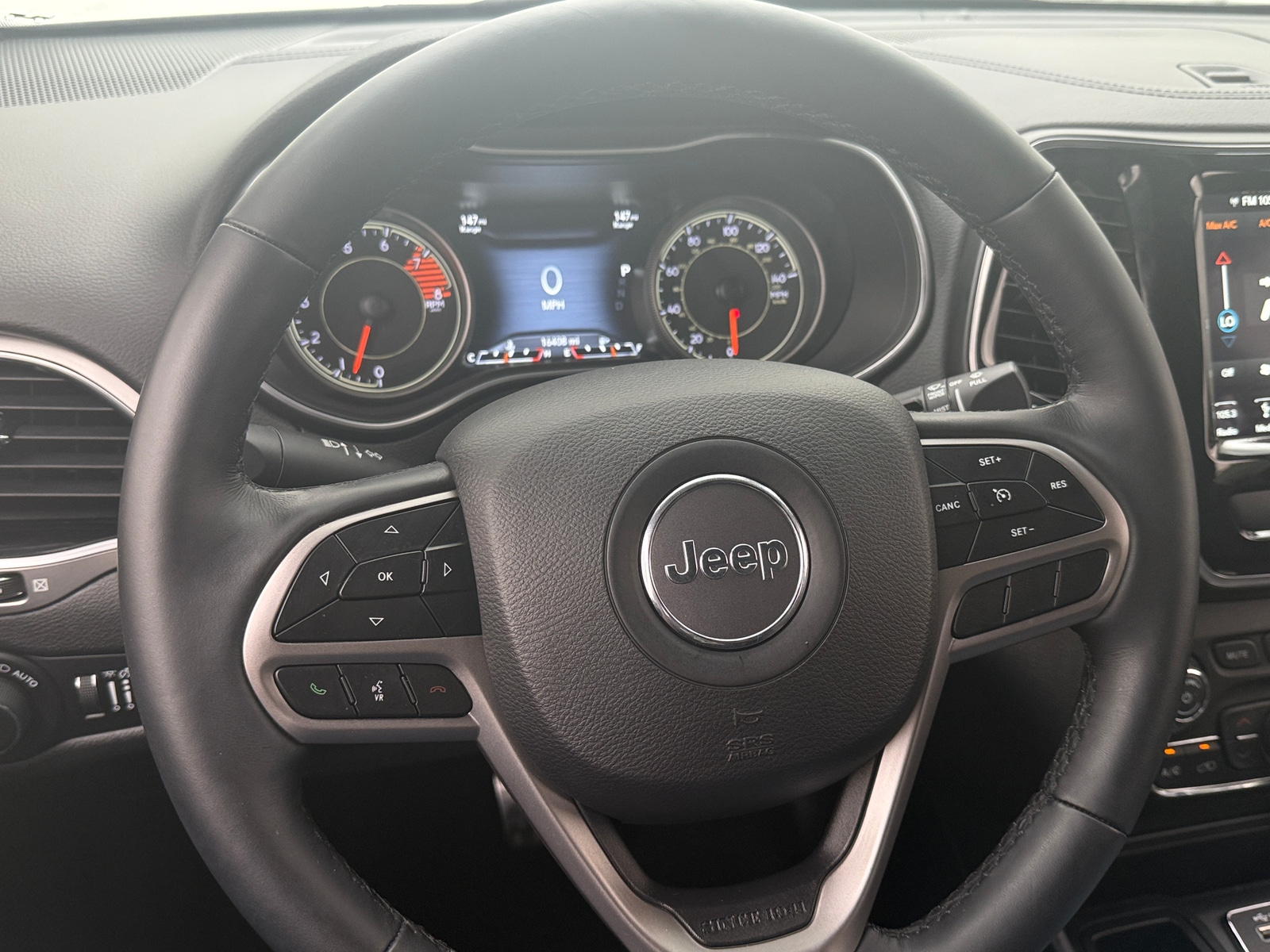 Thumbnail: 2019 Jeep Cherokee - 4
