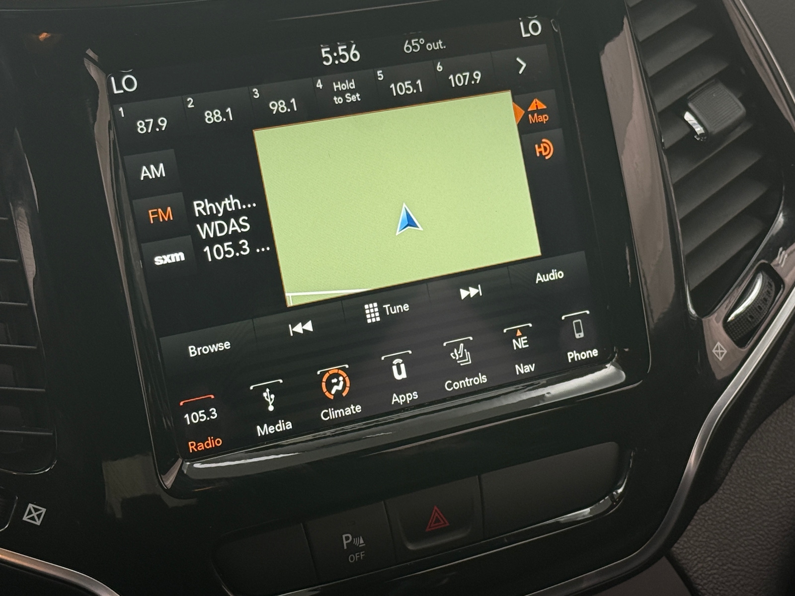Thumbnail: 2019 Jeep Cherokee - 3