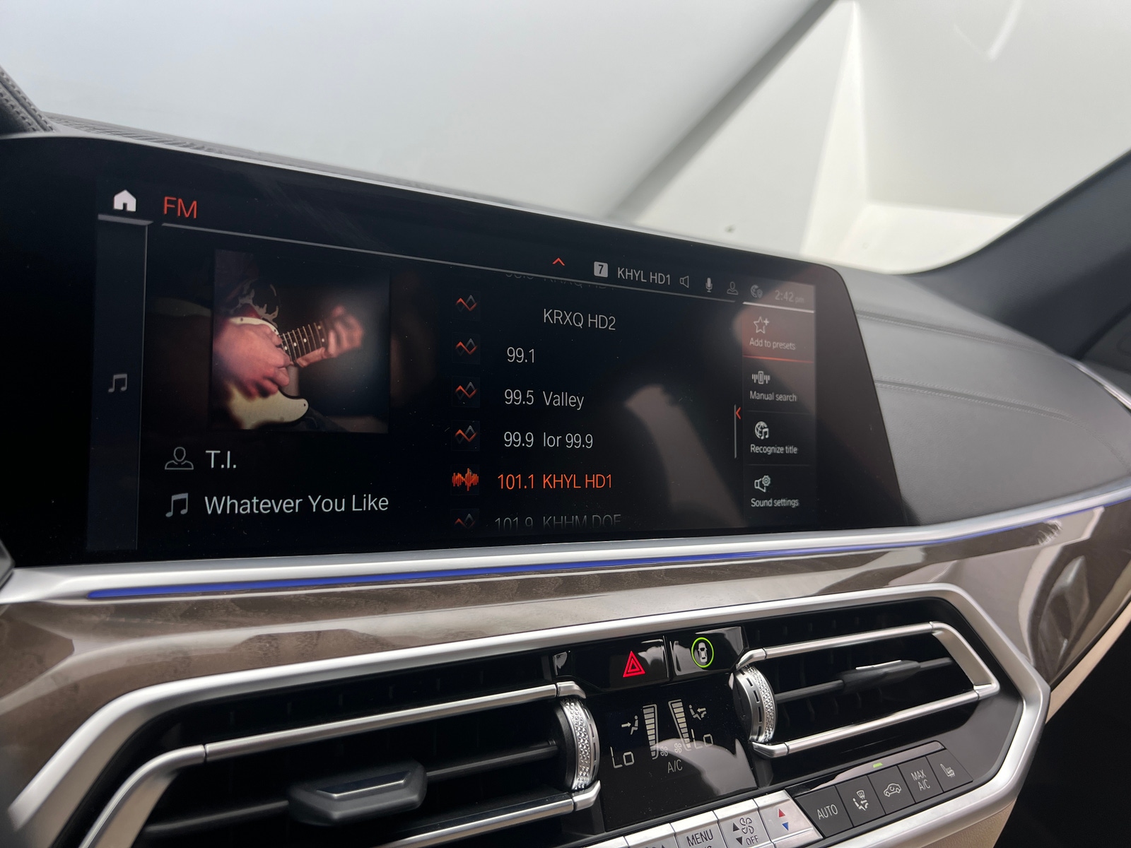 Thumbnail: 2022 BMW X5 - 3