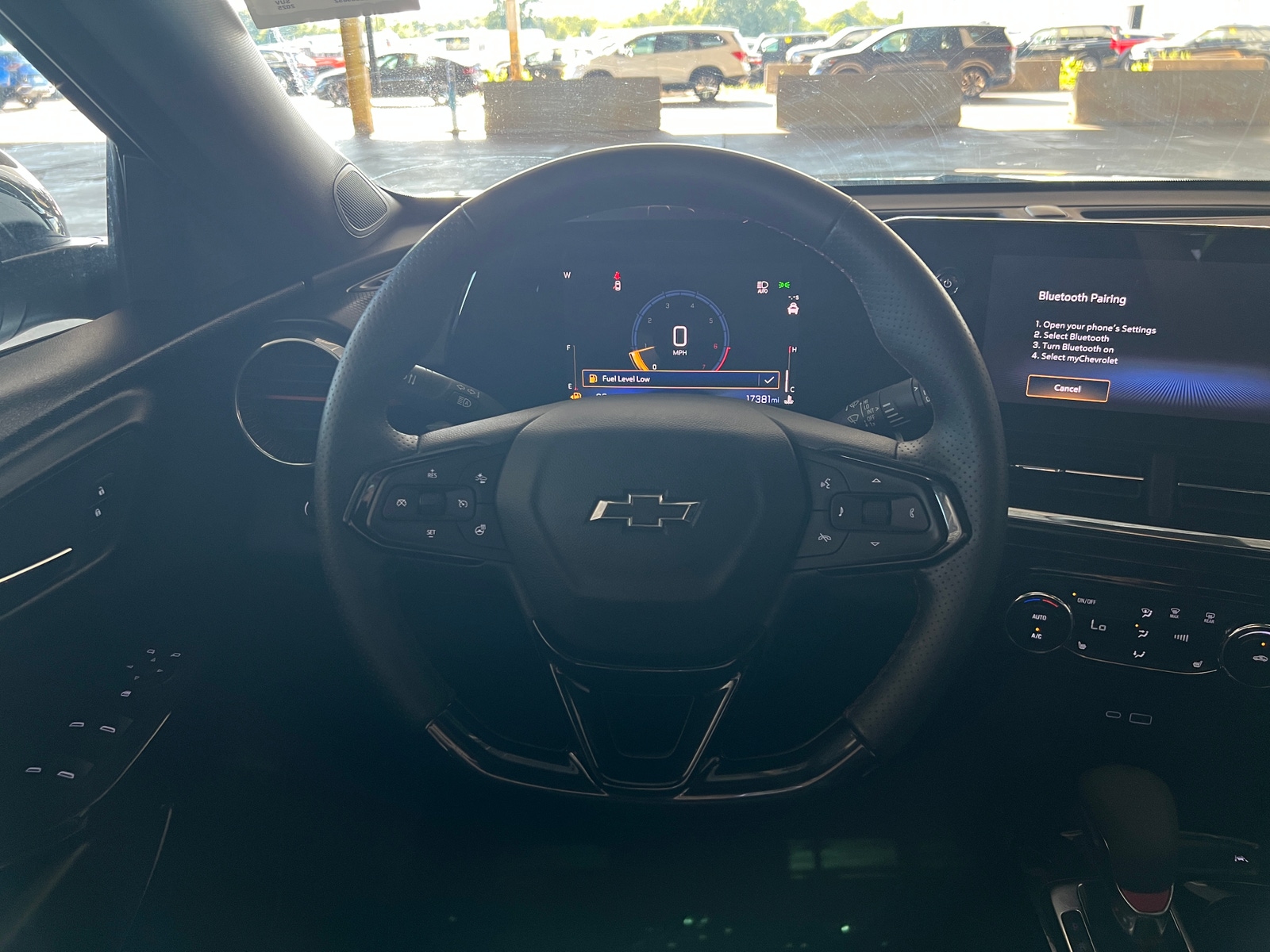 Thumbnail: 2025 Chevrolet Trax - 4