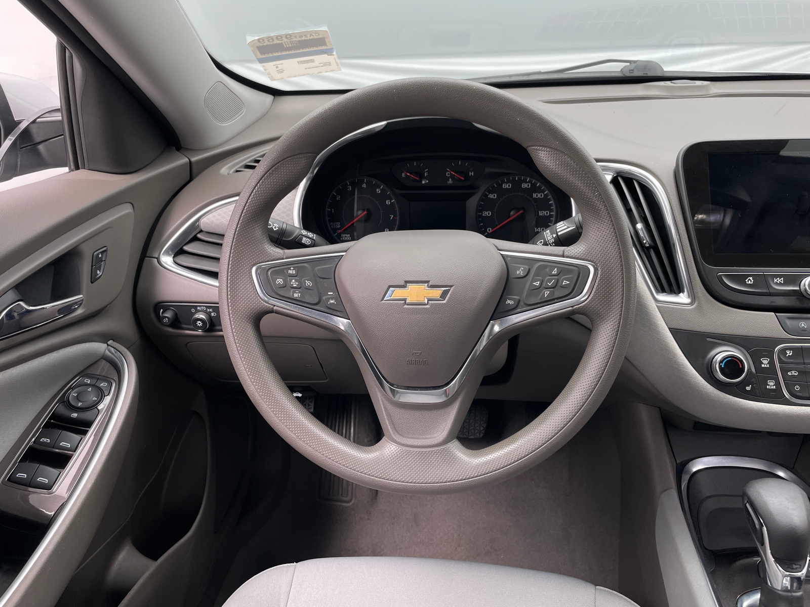 Thumbnail: 2021 Chevrolet Malibu - 5