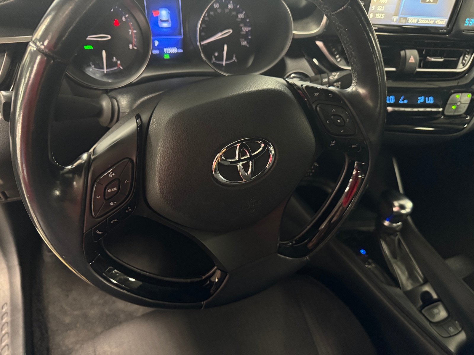 Thumbnail: 2018 Toyota C-HR - 5