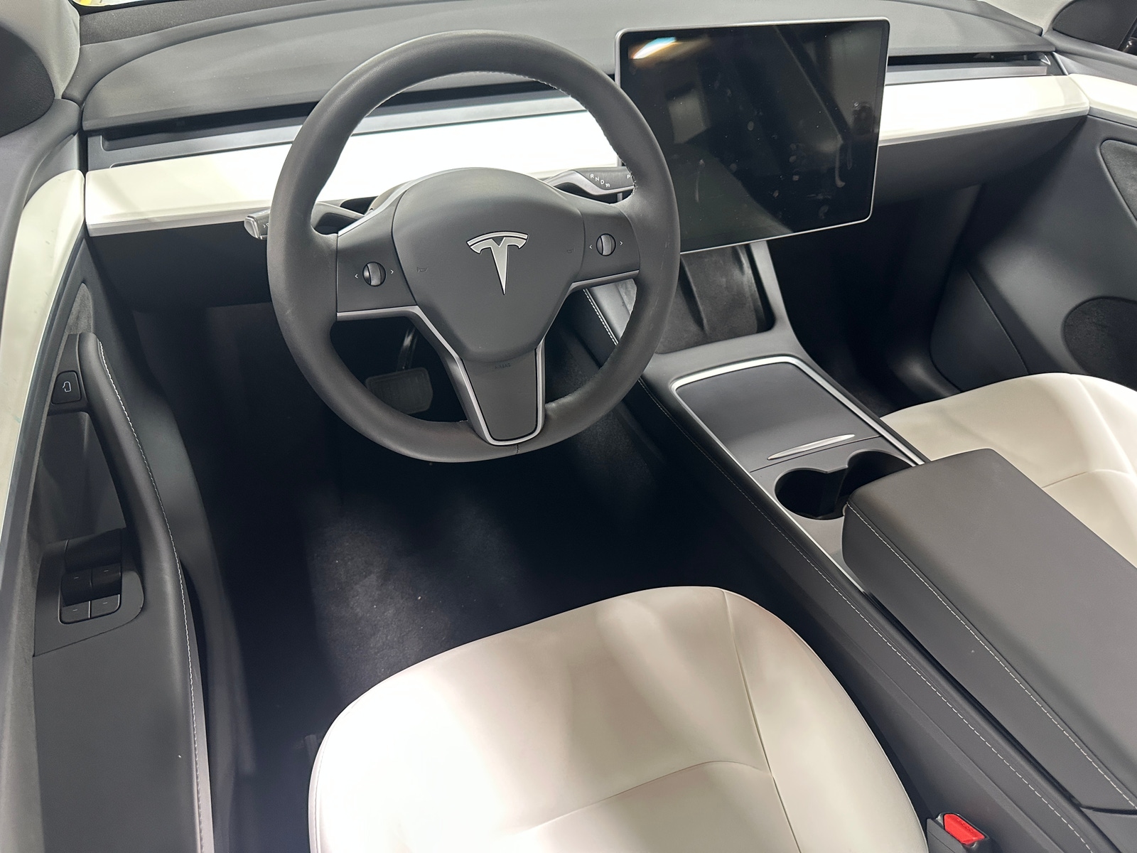 Thumbnail: 2025 Tesla Model Y - 3