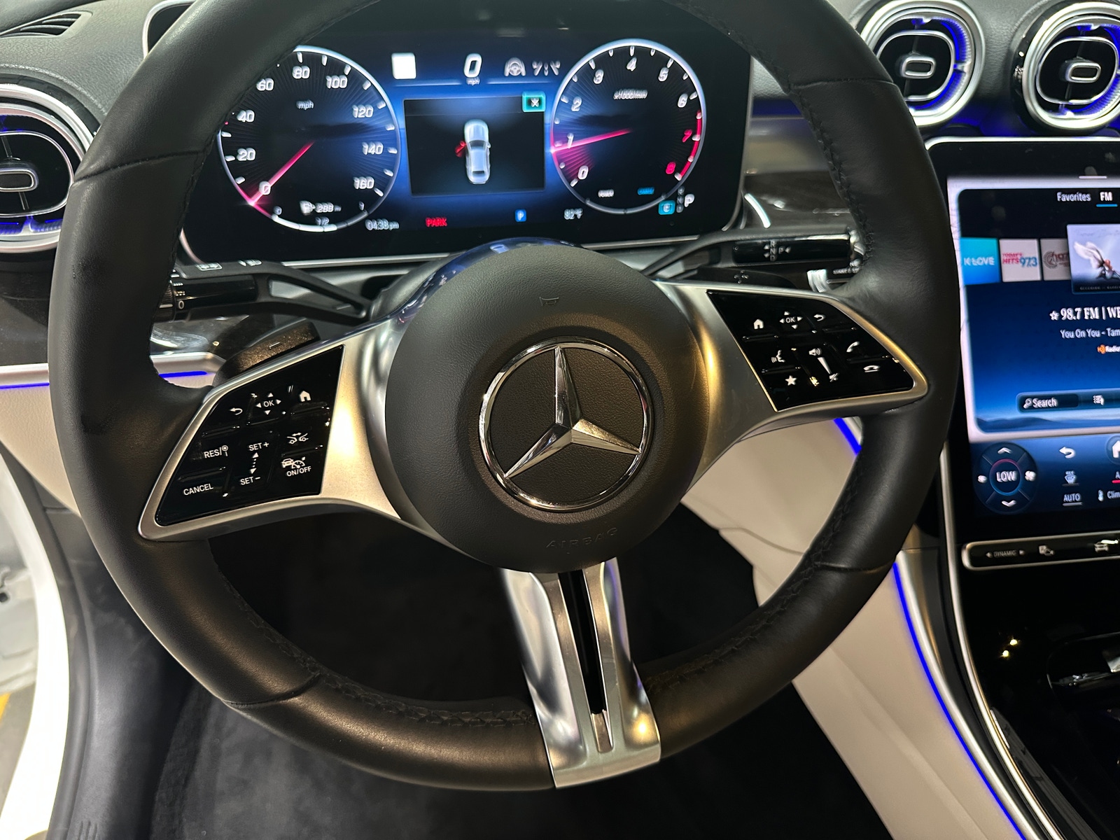 Thumbnail: 2023 Mercedes-Benz C-Class - 4