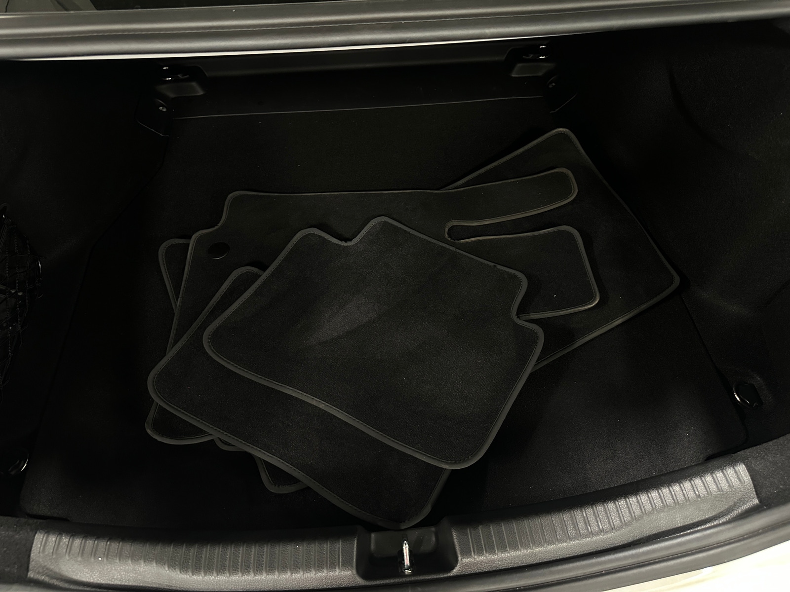 Thumbnail: 2023 Mercedes-Benz C-Class - 6