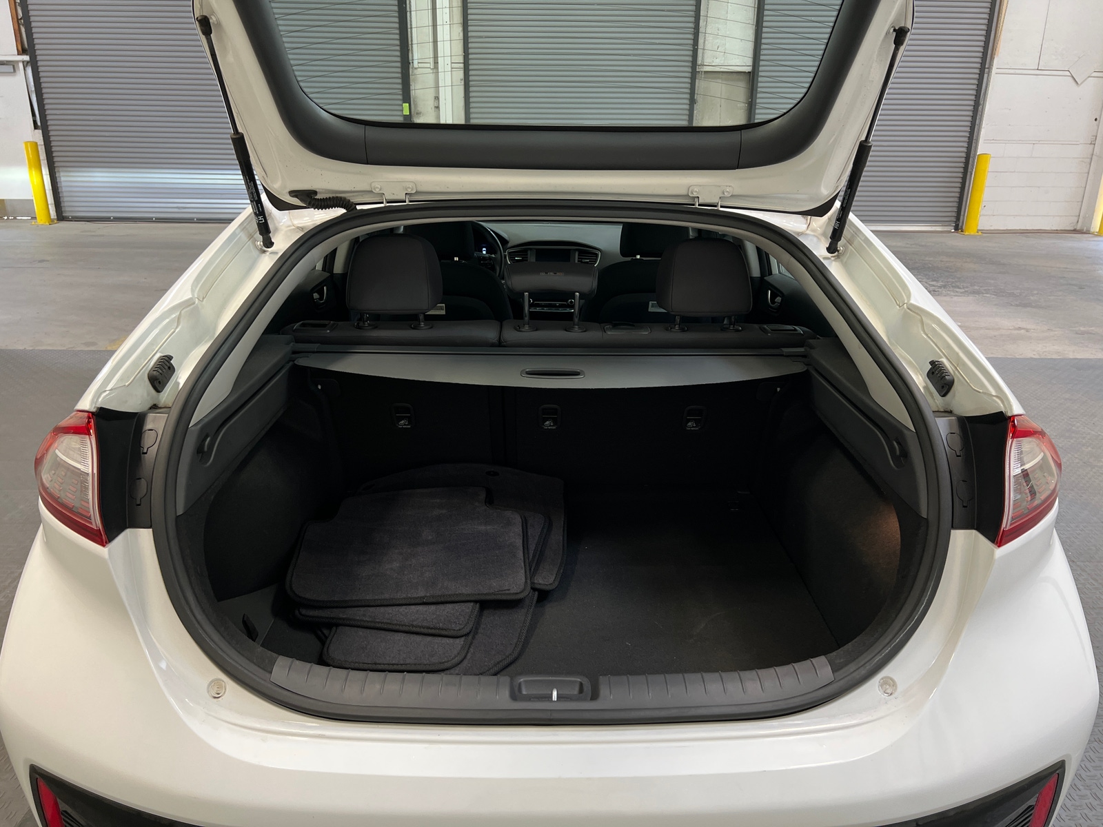 Thumbnail: 2019 Hyundai Ioniq - 7