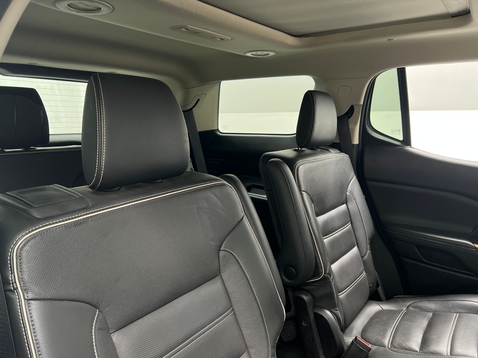 Thumbnail: 2017 GMC Acadia - 5