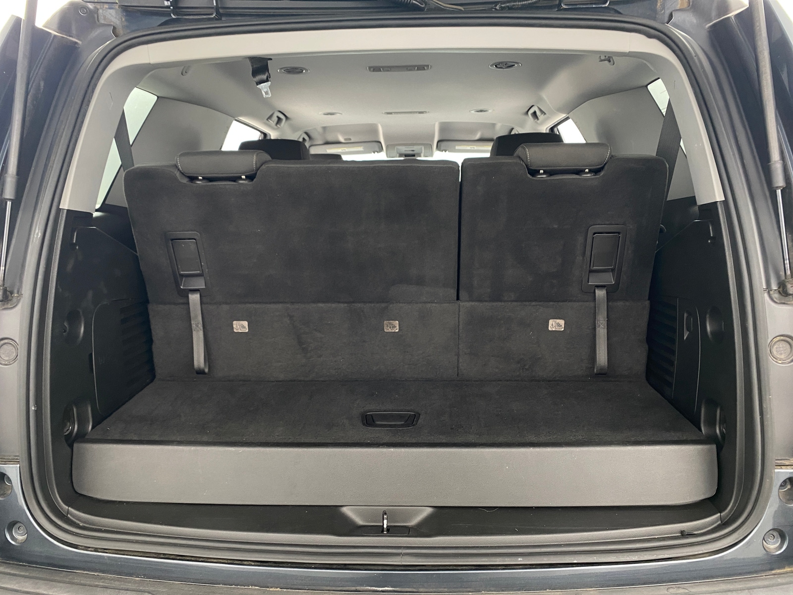 Thumbnail: 2020 Chevrolet Tahoe - 7