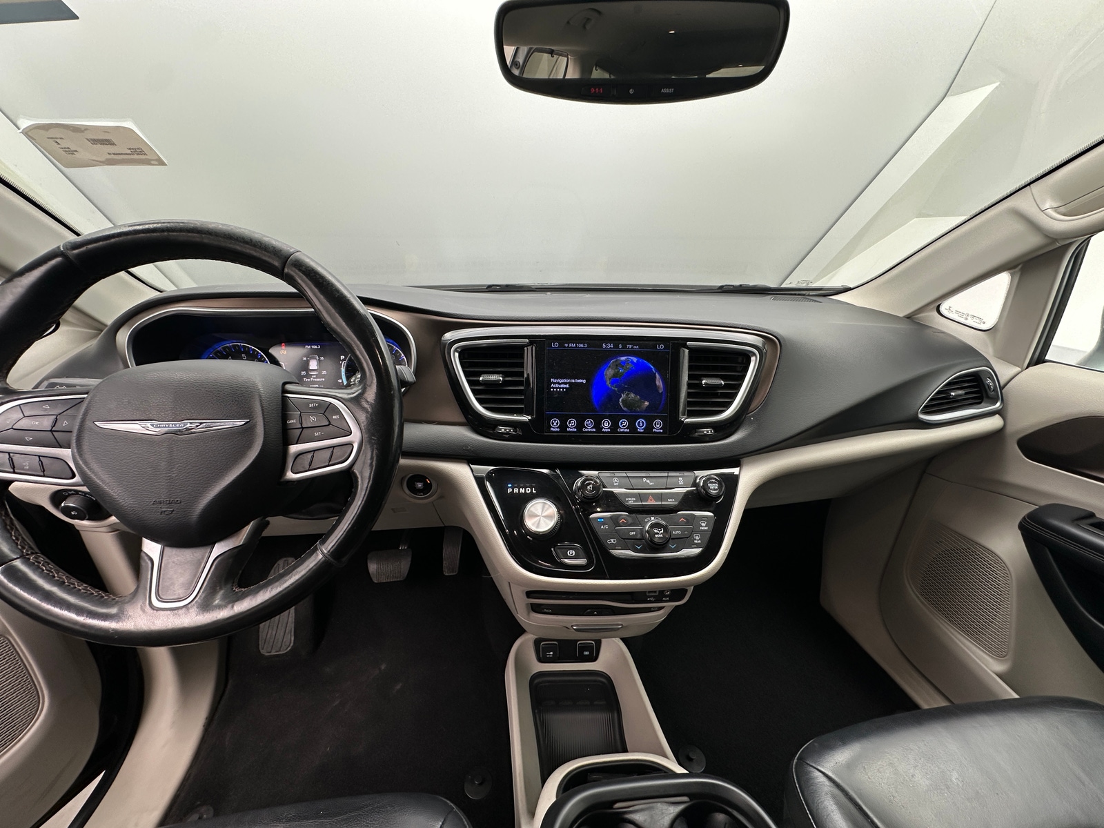 Thumbnail: 2017 Chrysler Pacifica - 2