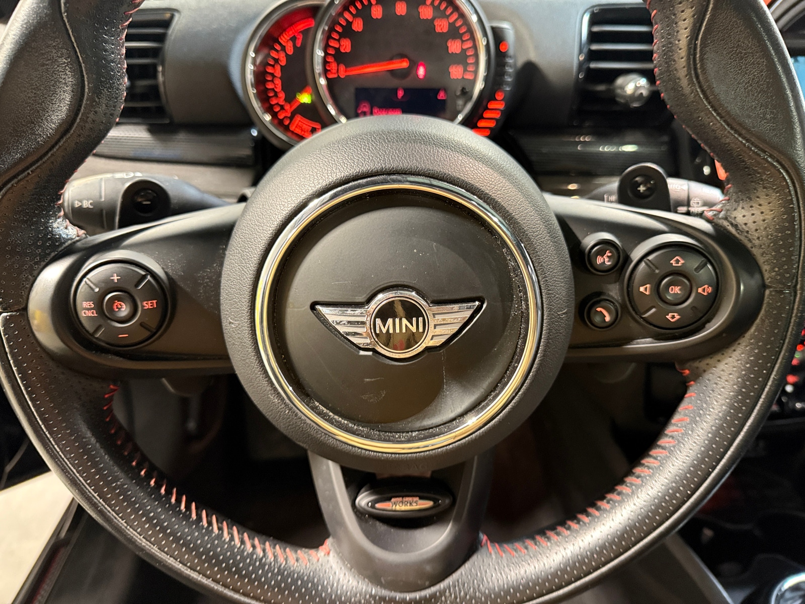 Thumbnail: 2017 MINI Cooper Clubman - 4
