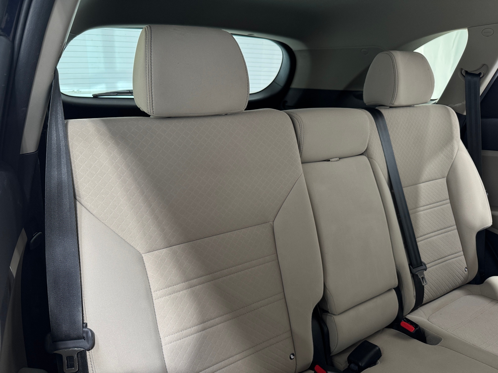 Thumbnail: 2017 Kia Sorento - 6