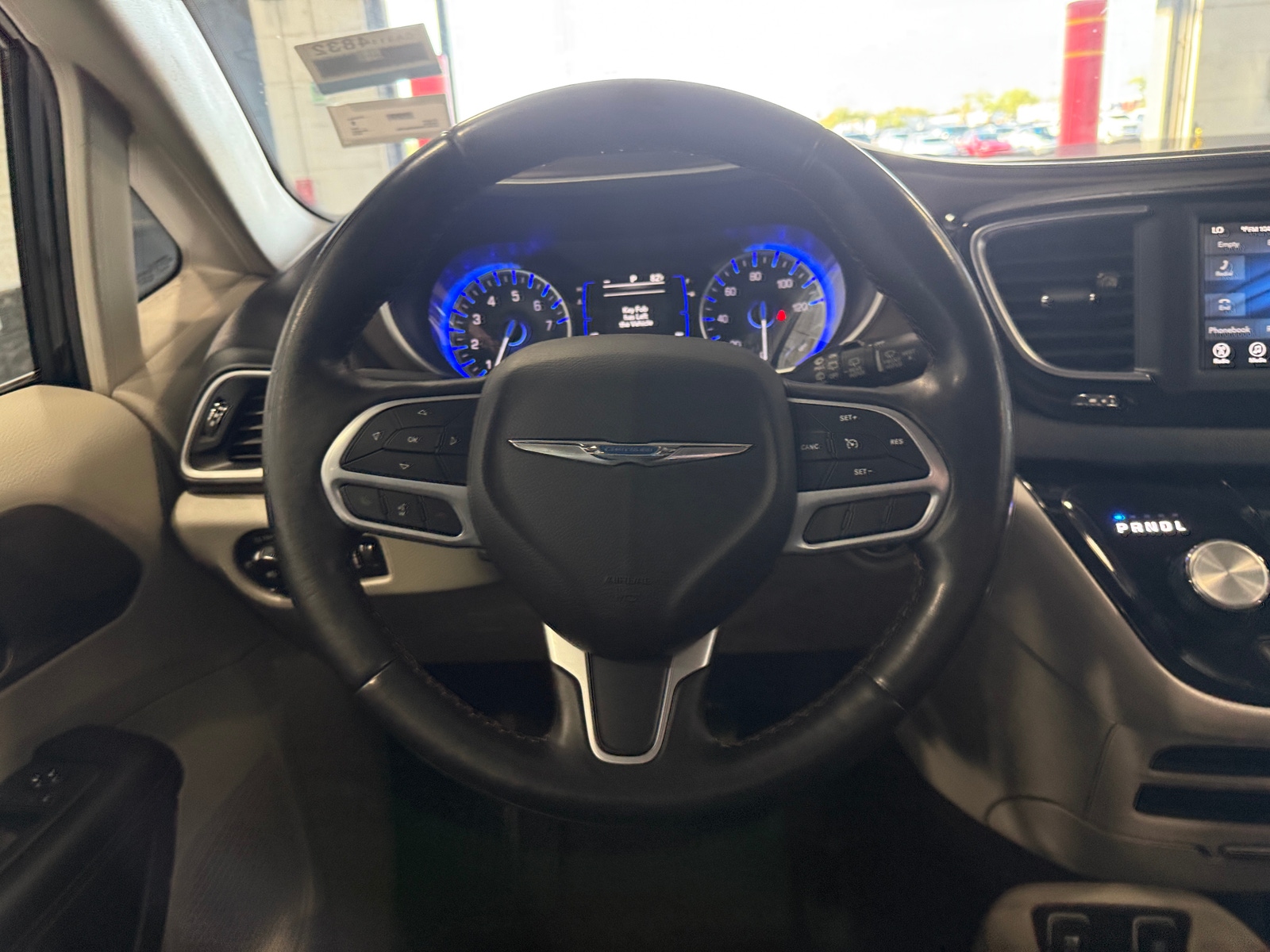 Thumbnail: 2019 Chrysler Pacifica - 4