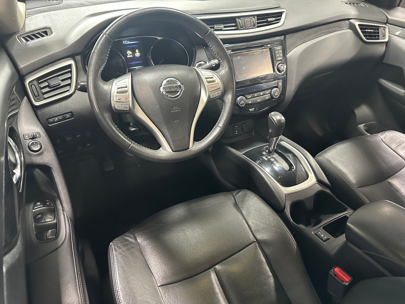 Thumbnail: 2015 Nissan Rogue - 2