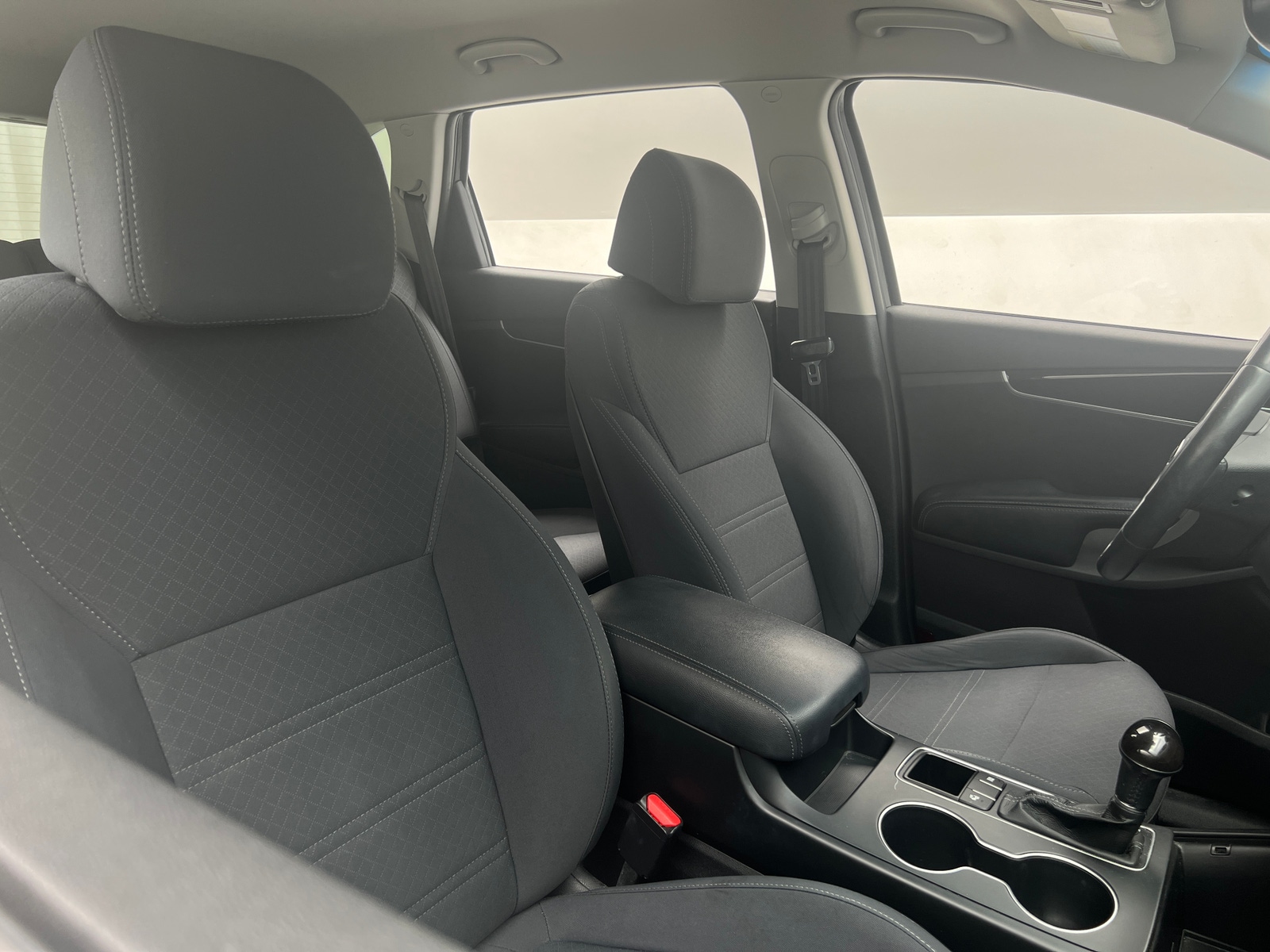 Thumbnail: 2017 Kia Sorento - 2