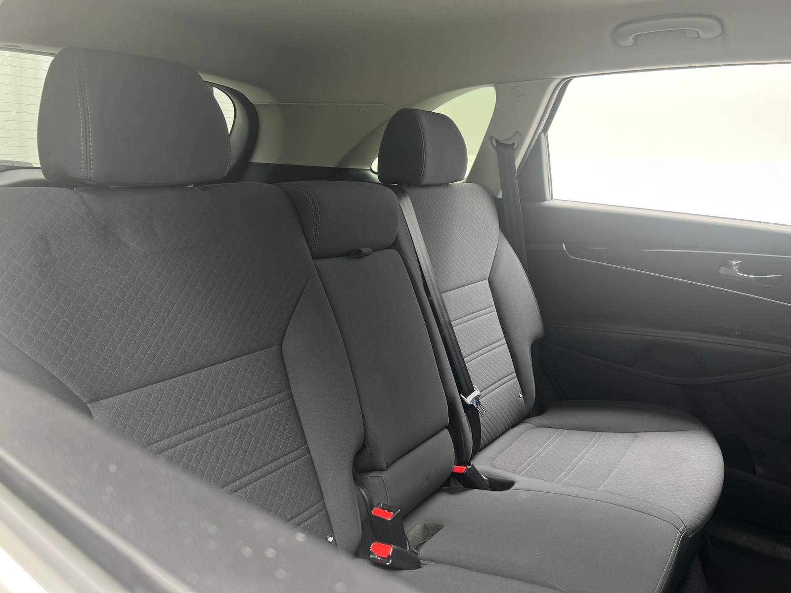 Thumbnail: 2017 Kia Sorento - 6