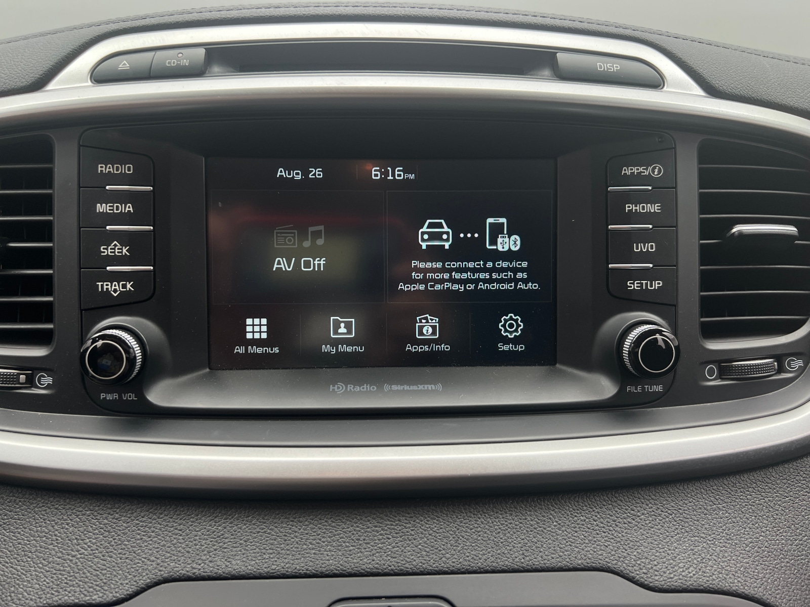 Thumbnail: 2017 Kia Sorento - 4
