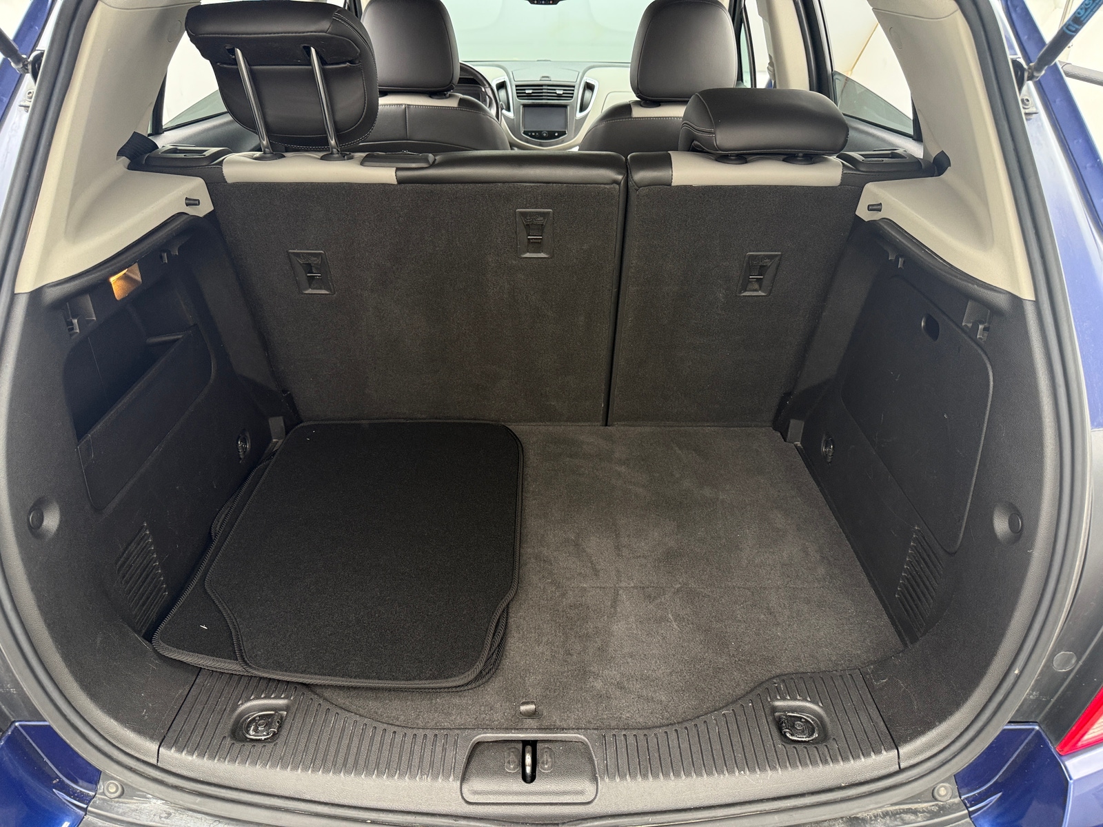 Thumbnail: 2015 Chevrolet Trax - 6